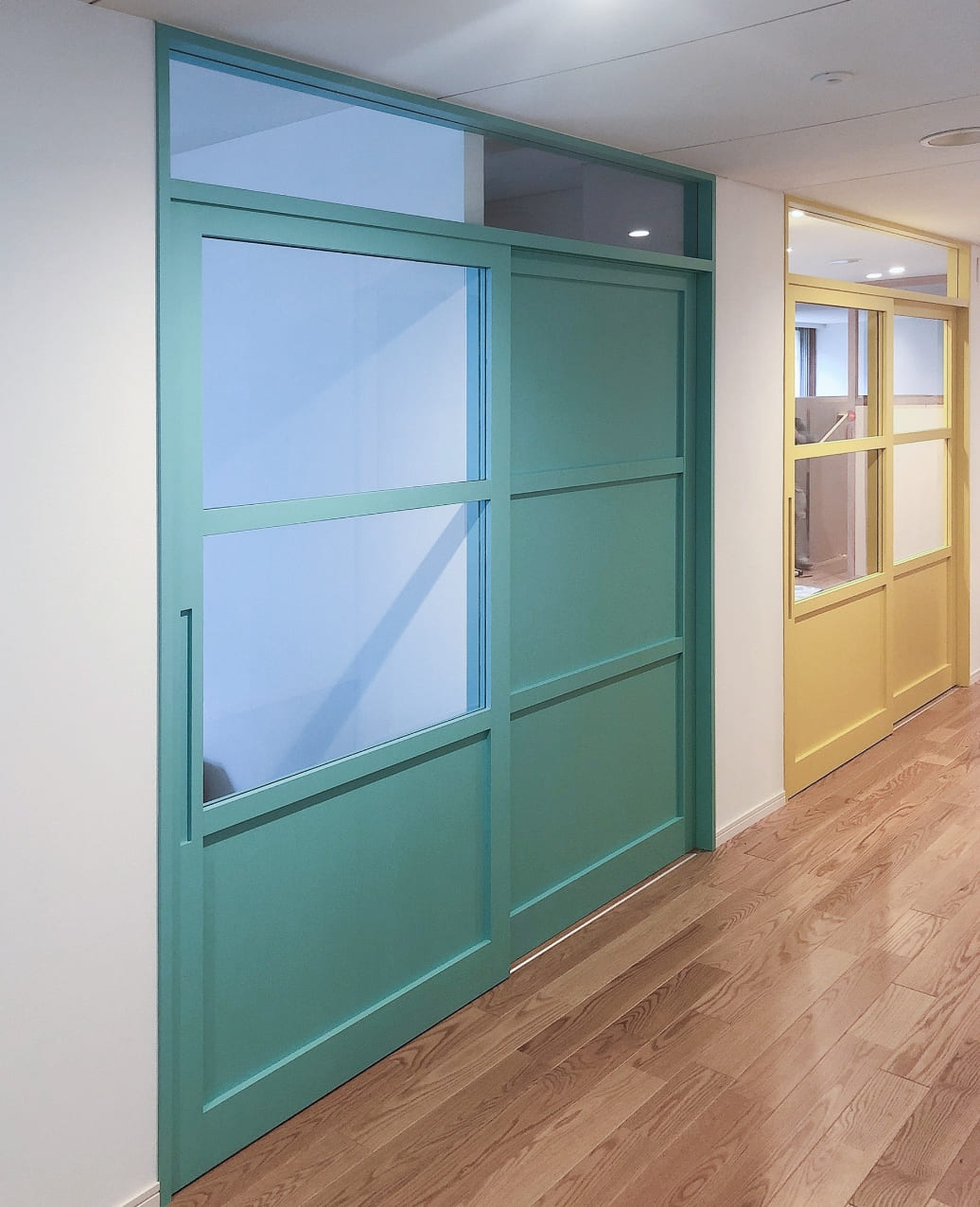 WOOD DOORS